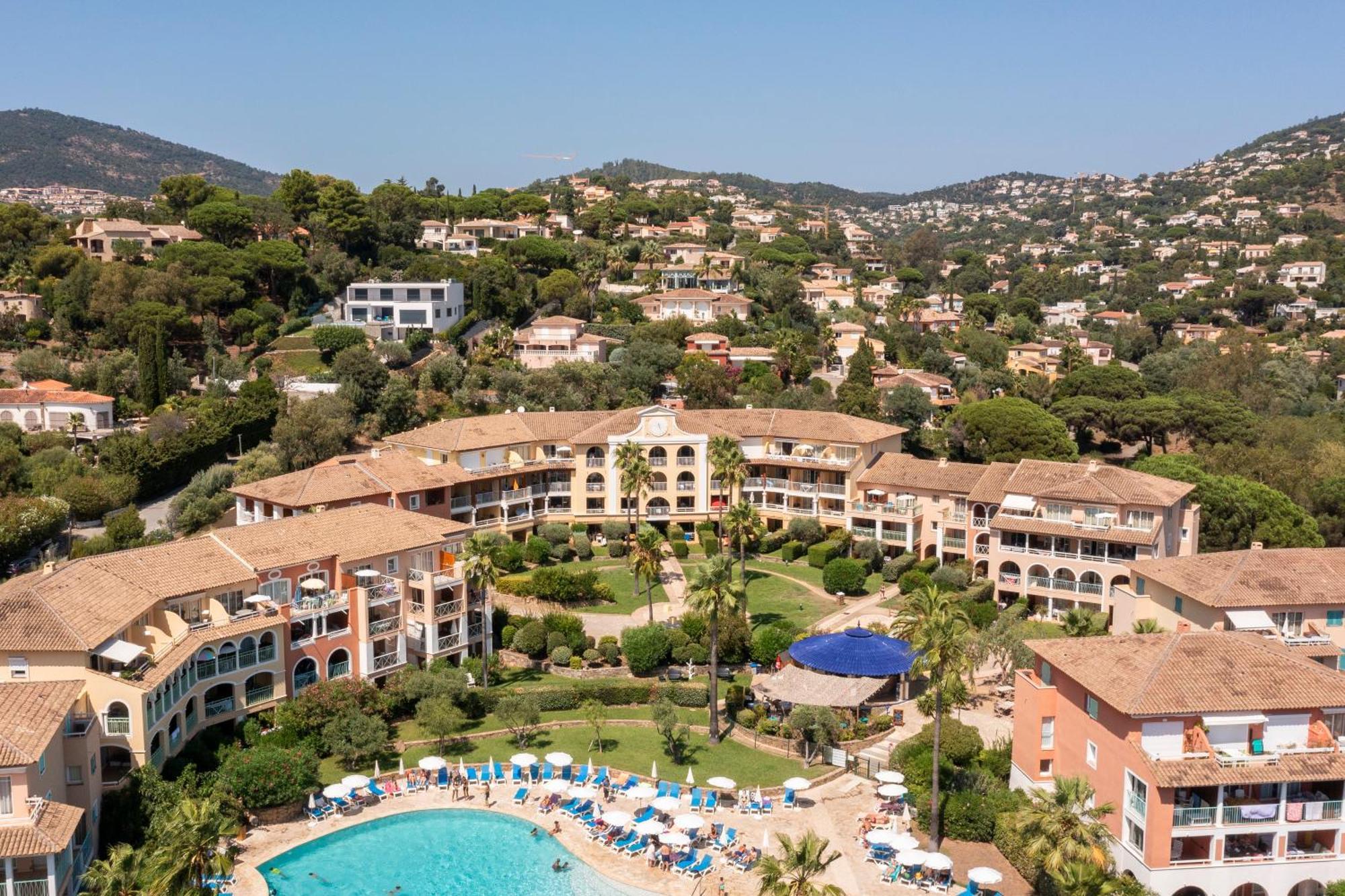 Pierre & Vacances Residence Les Rivages Des Issambres Ле Исамбр Екстериор снимка