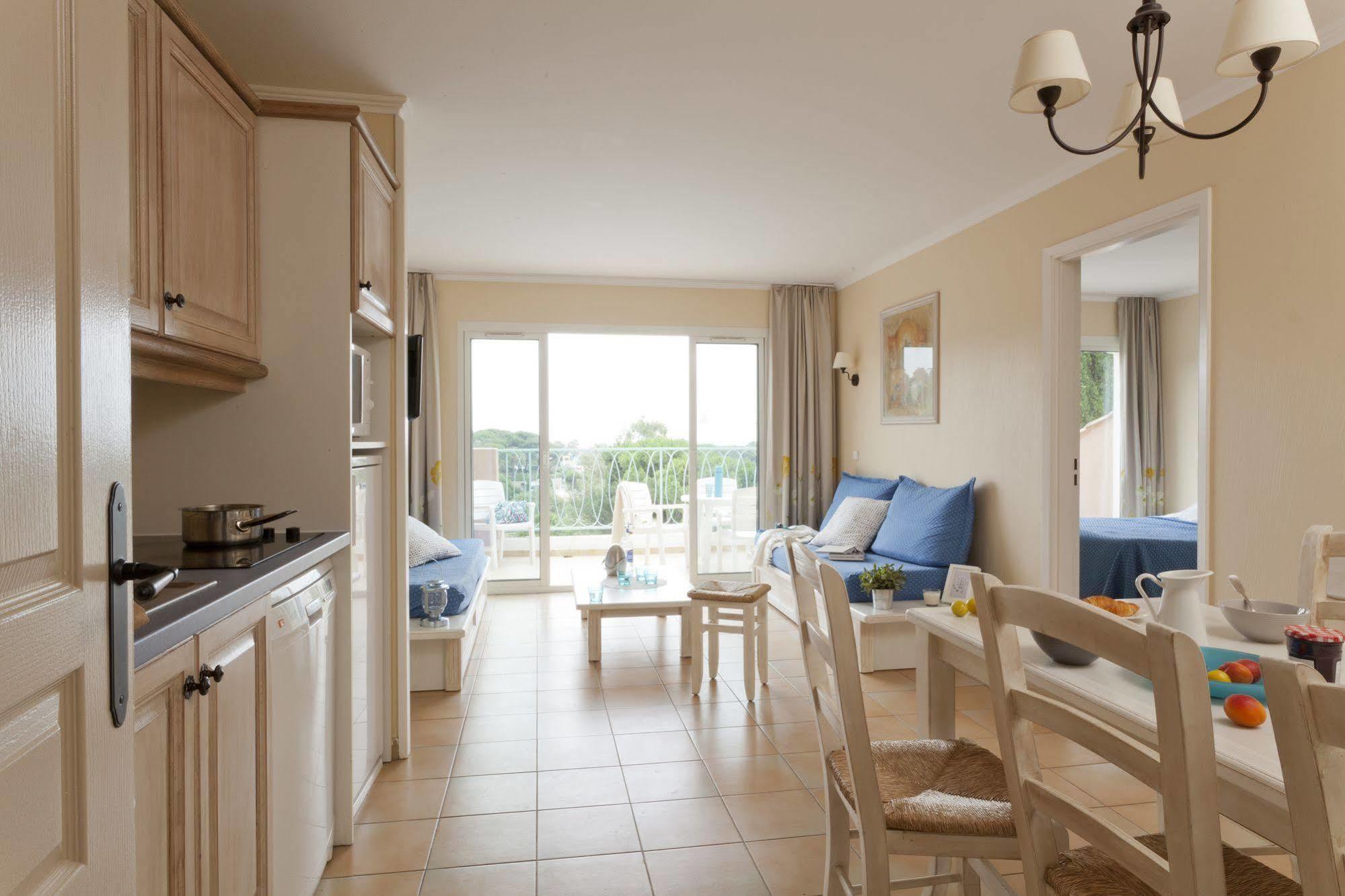 Pierre & Vacances Residence Les Rivages Des Issambres Ле Исамбр Екстериор снимка
